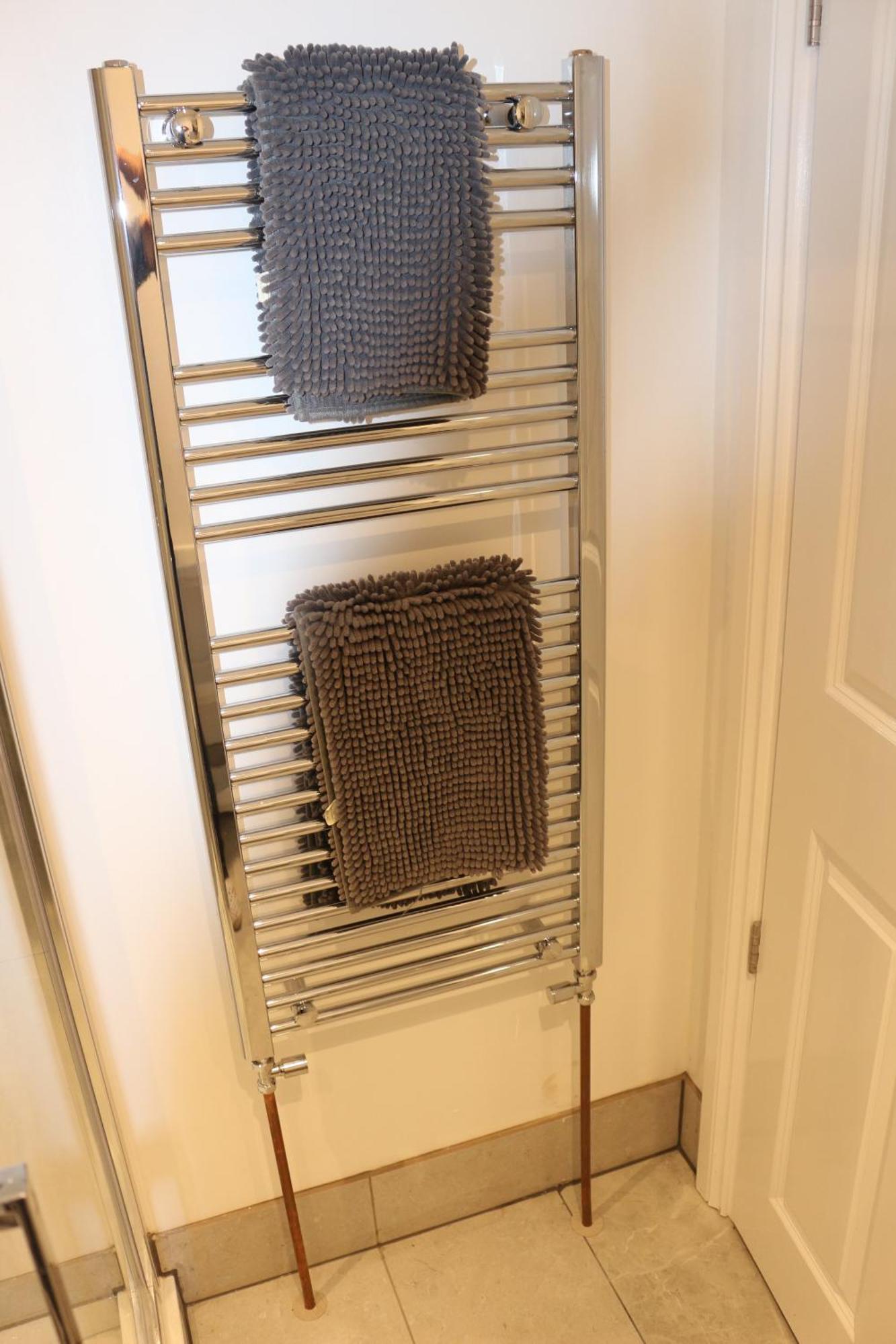 Self Contained, Double Bed Studio, Private Kitchen, Private Bath, Walking Distance To Harry Potter Watford  Eksteriør billede